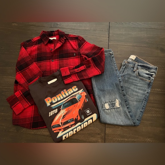 Boys Clothing size Large (10-12) Abercrombie and Under Armour - Picture 2 of 16